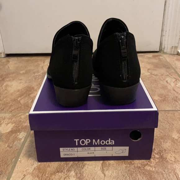 TOP Moda Suede Black Ankle Boots - Picture 3 of 5